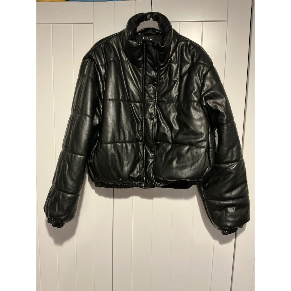 Lulus Black Faux Leather Puffer Jacket Cropped Quilted Mock Neck Size L